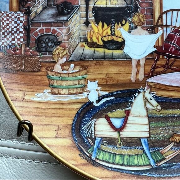 Franklin Mint Heirloom Recommendation Saturday Night Bath by Karyn E. Bell Plate - Picture 5 of 12